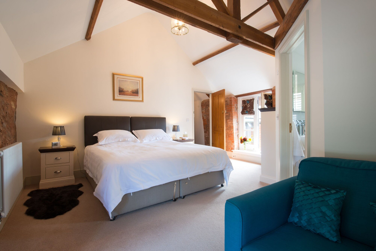 Bedroom 3, The Old Dairy at Bishops Barton, Somerset