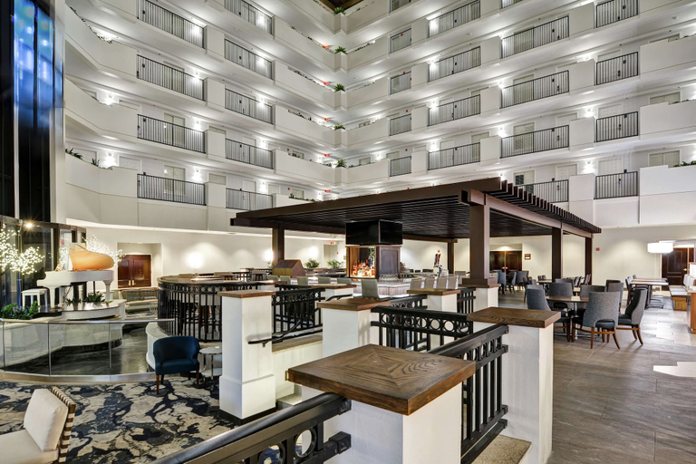 Food & Drinks 5, Embassy Suites by Hilton Orlando Downtown, Orange