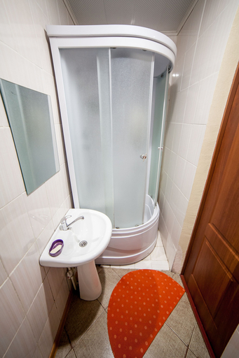 Bathroom 3, Hotel Dubrava, Laishevskiy rayon