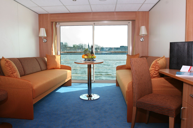 Others 5, Crossgates Hotelship Hafen - Neuss, Rhein-Kreis Neuss