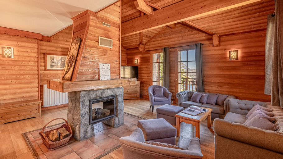 Madame Vacances Les Chalets de l'Altiport, Isère