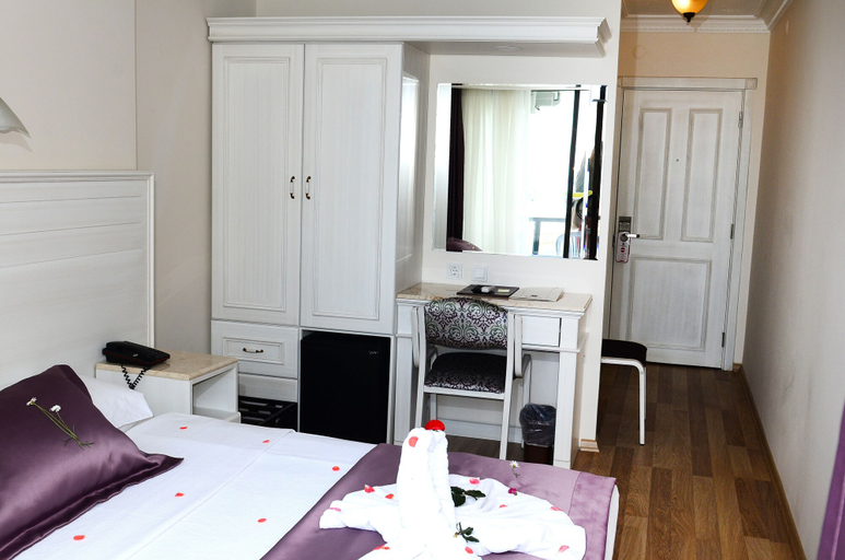 Bedroom 3, By Karaaslan Inn, Kuşadası