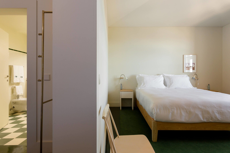 Bedroom 4, Duas Portas Townhouse, Porto