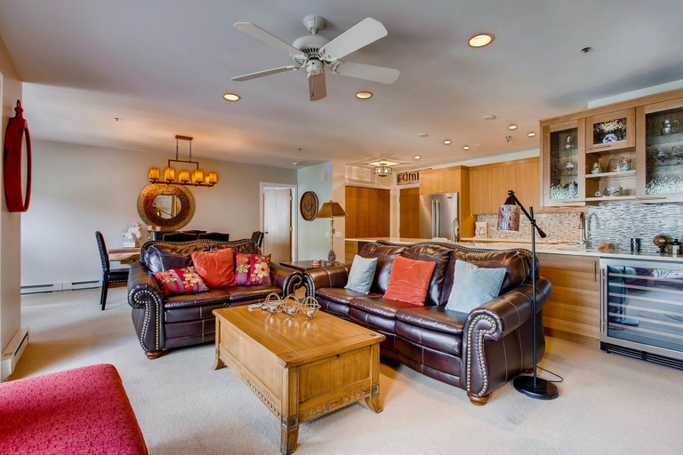 Others 5, Centennial 1 Bedroom Condo Unit No. 11b, Eagle