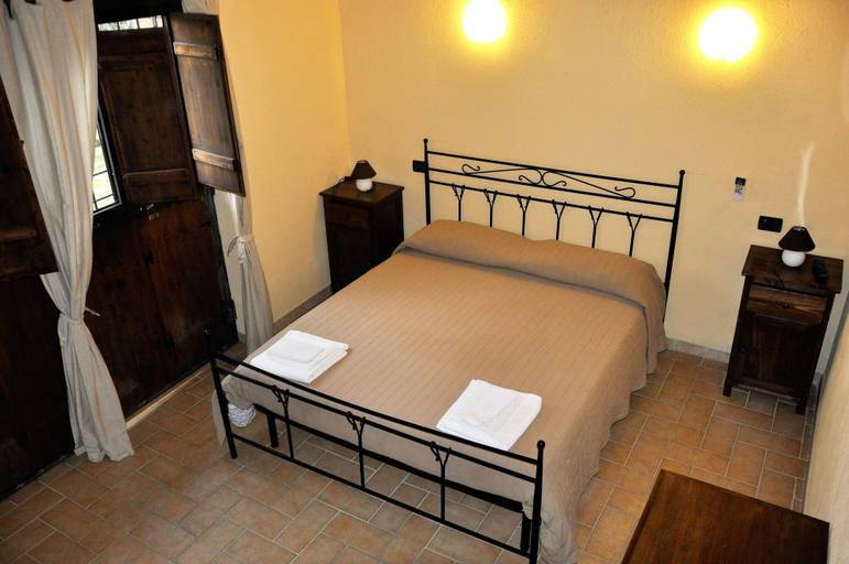 Bedroom 2, Borgo Nociquerceto, Rieti