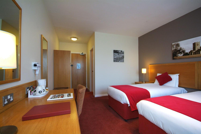 Bedroom 3, Kingstown Hotel by Greene King Inns, East Riding of Yorkshire