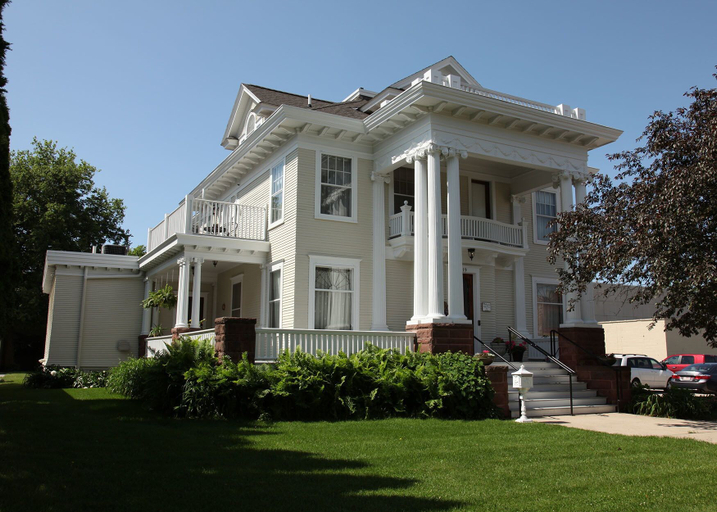 Exterior & Views 1, The Decker House Bed & Breakfast, Cerro Gordo