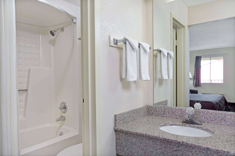 Bathroom 4, Super 8 by Wyndham Suwanee, Gwinnett