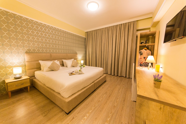 Bedroom 1, Hotel Baron, Tiranës