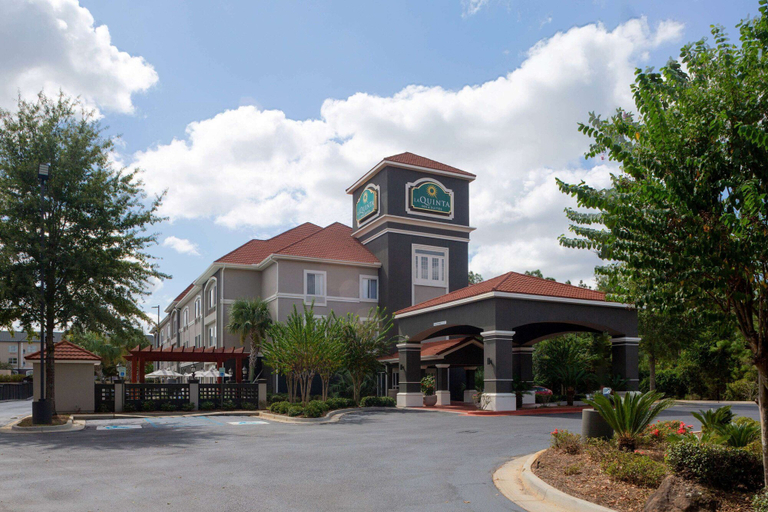Exterior & Views 2, La Quinta Inn & Suites by Wyndham Mobile - Daphne, Baldwin