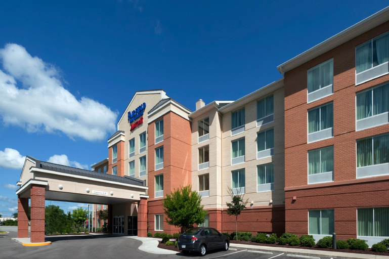 Exterior & Views 2, Fairfield Inn & Suites Wilmington / Wrightsville Beach, New Hanover