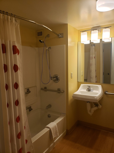 Bathroom 3, Hawthorn Extended Stay by Wyndham Cincinnati NE/Mason, Warren
