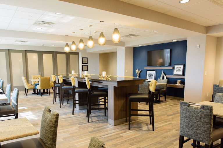 Food & Drinks 4, Hampton Inn Superior Duluth, Douglas