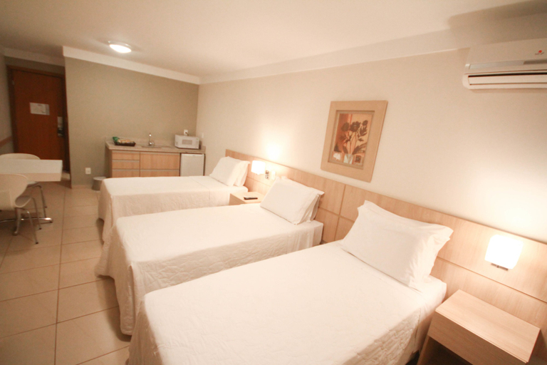 Bedroom 3, Gales Park Hotel, Dourados