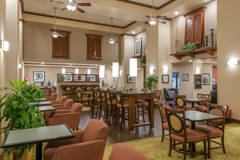 Food & Drinks 5, Hampton Inn & Suites Florence-North-I-95, Florence