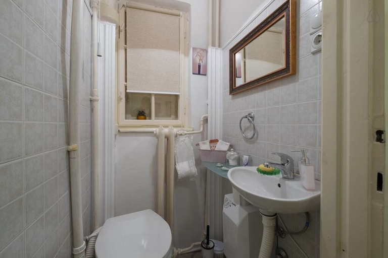 Bathroom, Beauty Suites Belgrade, Belgrade