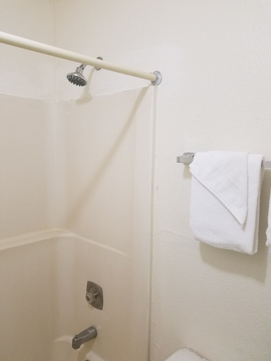 Bathroom 4, Masters Inn Columbia I-26, Lexington