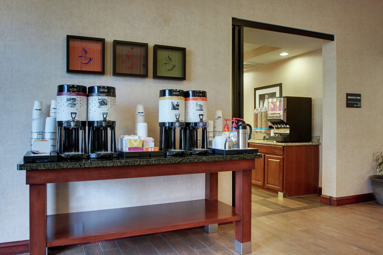 Food & Drinks 5, Hampton Inn & Suites Denver Littleton, Jefferson