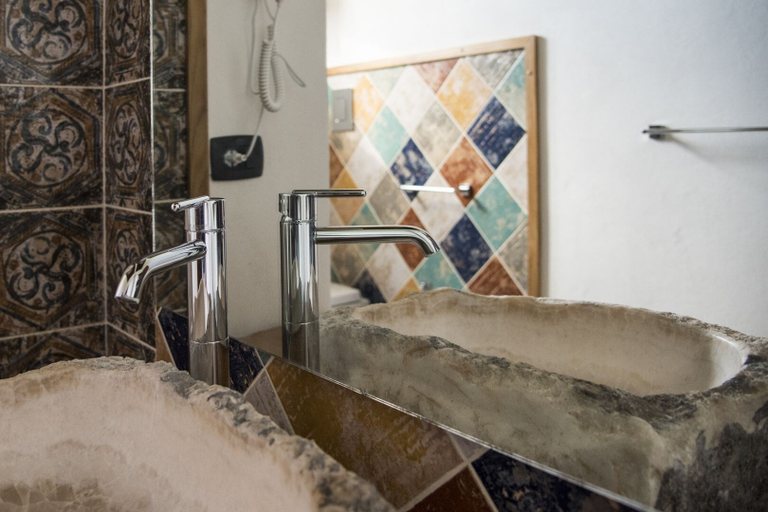 Bathroom 5, Agriturismo Baglio San Nicola, Agrigento