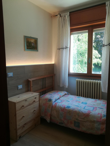 Bedroom 4, Albergo Sargas, Brescia