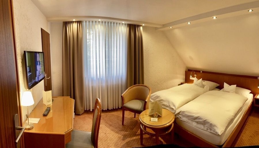 Bedroom 3, Hotel Lindenhof Kasteel, Mönchengladbach