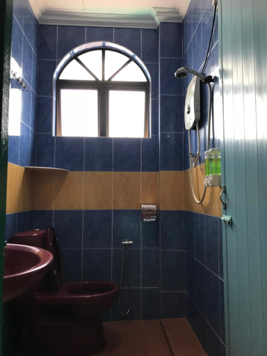 Bathroom 4, Kangsar Hotel, Kuala Kangsar