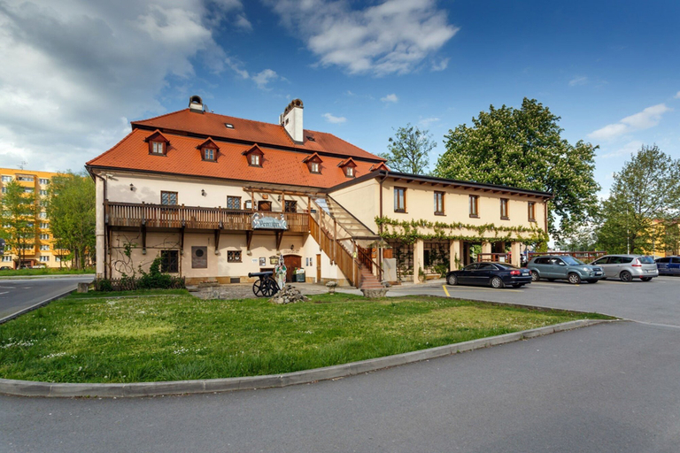 Exterior & Views 2, Penzion U Křivého psa, Frýdek-Místek