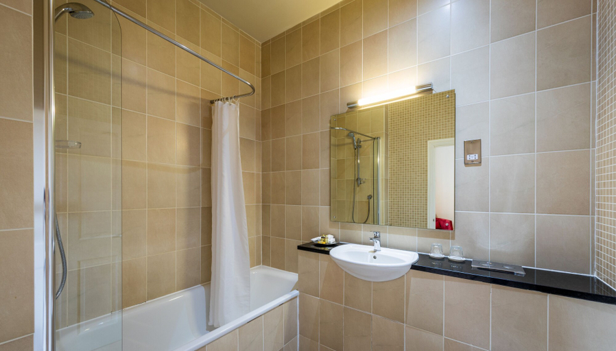 Bathroom 4, The Pennington Hotel, Cumbria