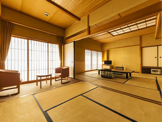 Bedroom 3, Zazan Minakami, Minakami
