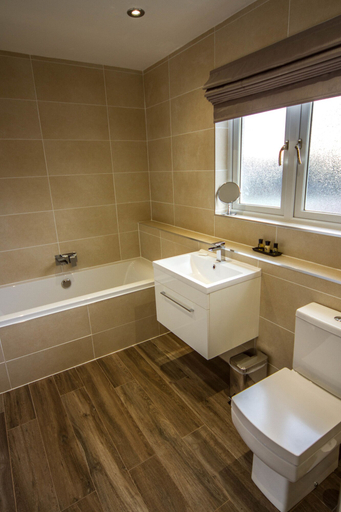 Bathroom 4, Springfield Lodge B&B, Stirling