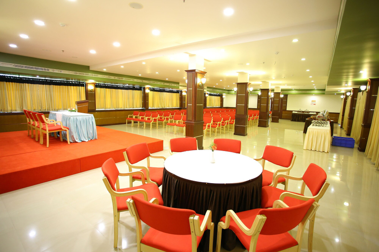 Food & Drinks 4, Harbour Hotels, Ernakulam