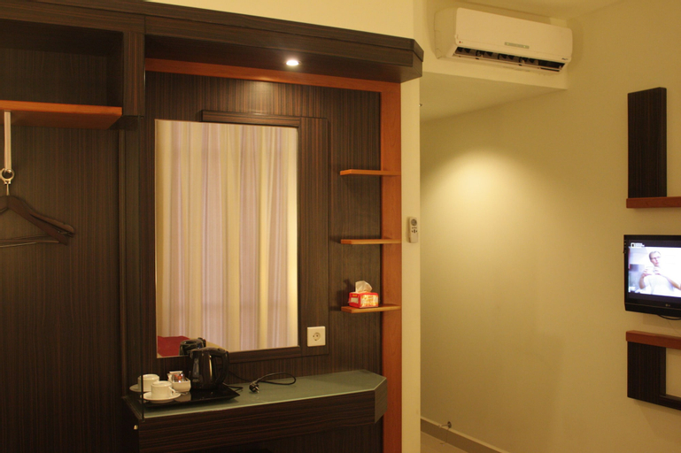 Bedroom 30