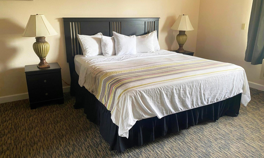 Bedroom 3, The Park at Foxborough Resort, Taney