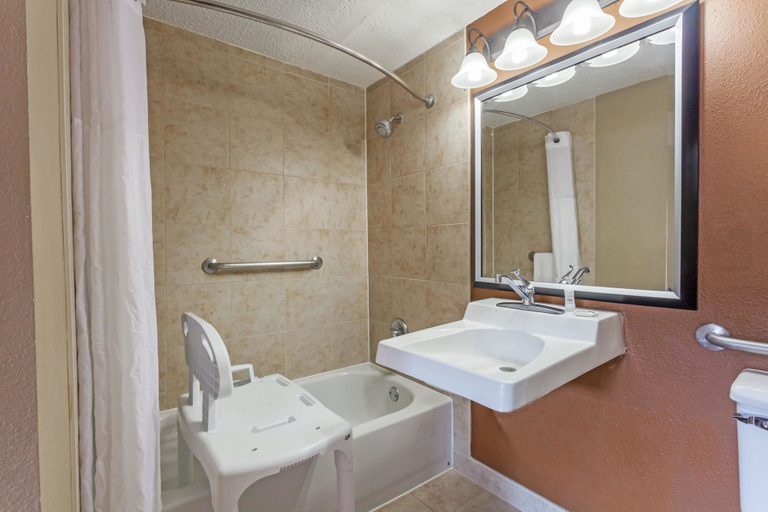 Bathroom 4, Microtel Inn by Wyndham Lexington, Fayette