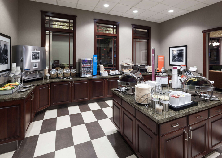 Food & Drinks 5, Hampton Inn & Suites Boise-Downtown, Ada