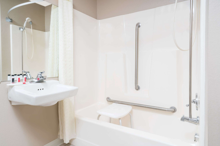 Bathroom 3, Super 8 by Wyndham St. Cloud, Stearns