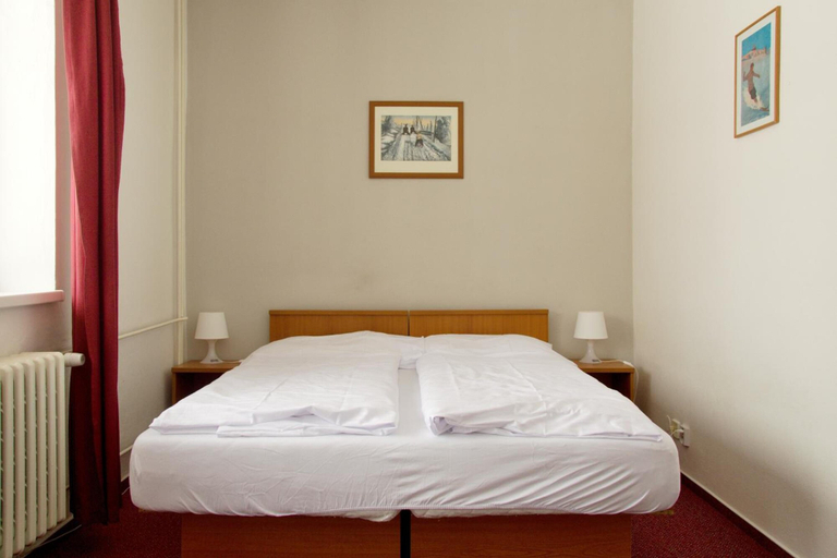 Bedroom 4, Hotel Harrachov Inn, Semily