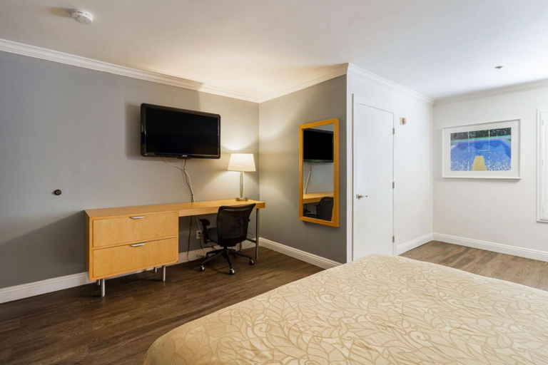 Bedroom 3, Motel 6 Inglewood, CA, Los Angeles