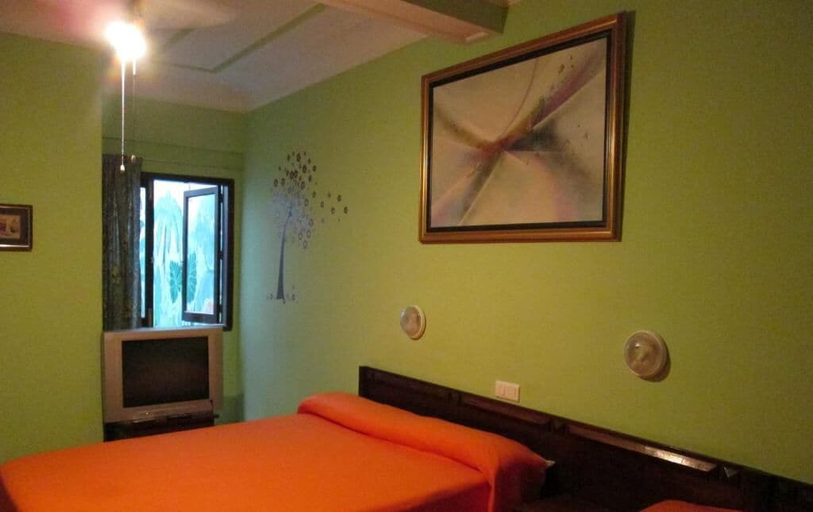 Bedroom 5, Pensión Sea of Clouds, Las Palmas