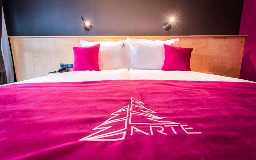Bedroom 4, Arte Spa & Park Hotel, Velingrad