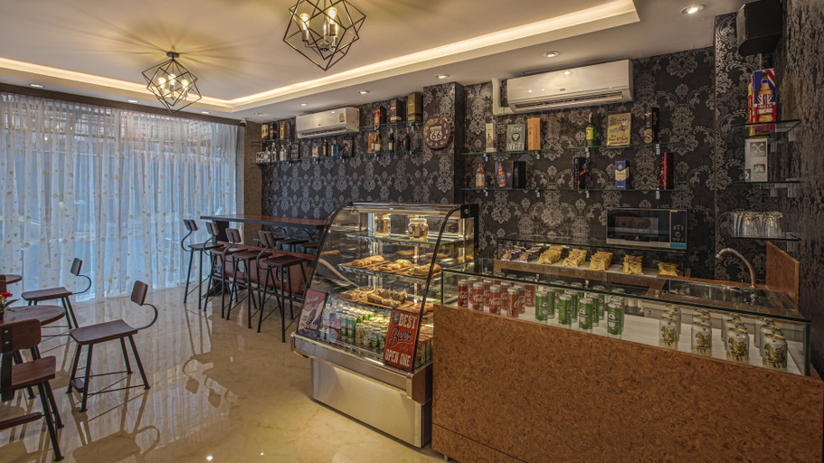 Food & Drinks 4, V One Pride - Sukhumvit 22 Bangkok, Khlong Toey