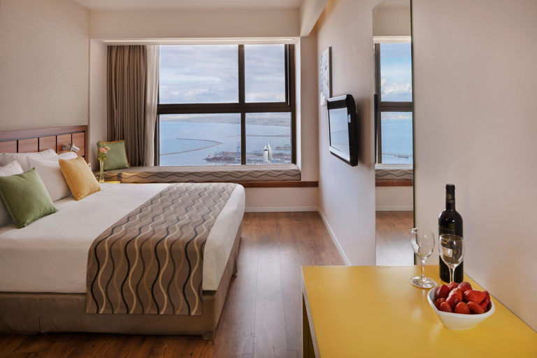 Bedroom 3, Bay View Haifa