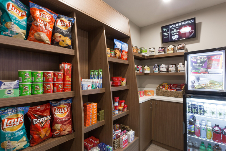 Food & Drinks 5, Microtel Inn & Suites By Wyndham Whitecourt, Division No. 13