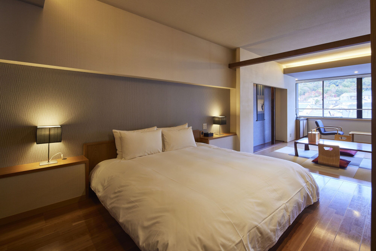 Bedroom 3, Itsukushima Iroha, Hatsukaichi
