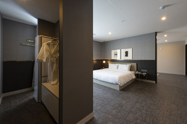Bedroom 4, Browndot Seomyeon Business, Busanjin