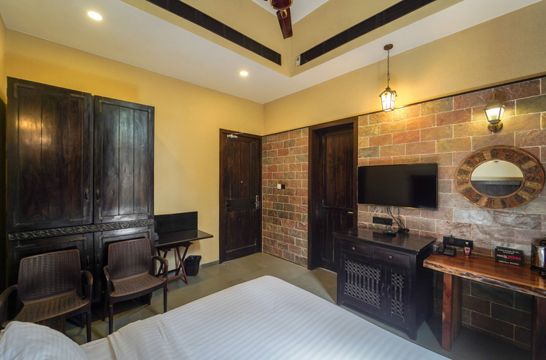 Bedroom 2, Triose Boutique Hotel, Pune