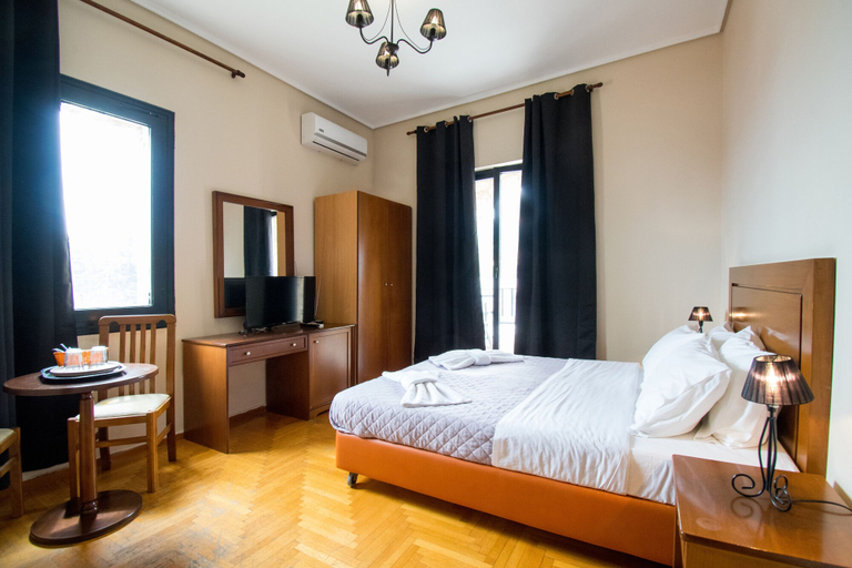 Bedroom 3, Stone Palace, Attica