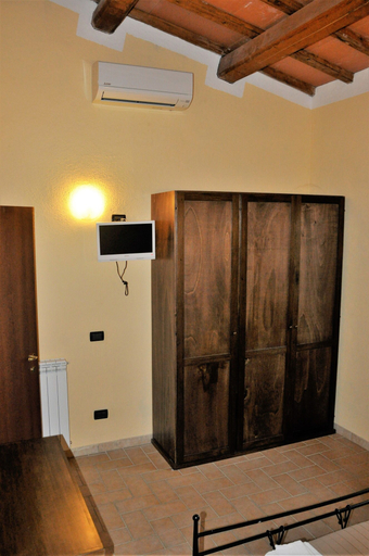 Bedroom 2, Borgo Nociquerceto, Rieti