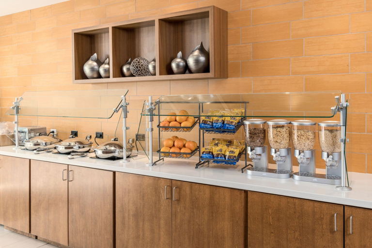 Food & Drinks 4, SpringHill Suites by Marriott Lafayette South at River Ranch, Lafayette