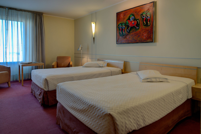 Bedroom 3, VIP Executive Entrecampos Hotel & Conference, Lisbon